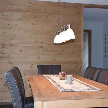 Ferienwohnungen Chalet Hohturnen Гриндельвальд Экстерьер фото