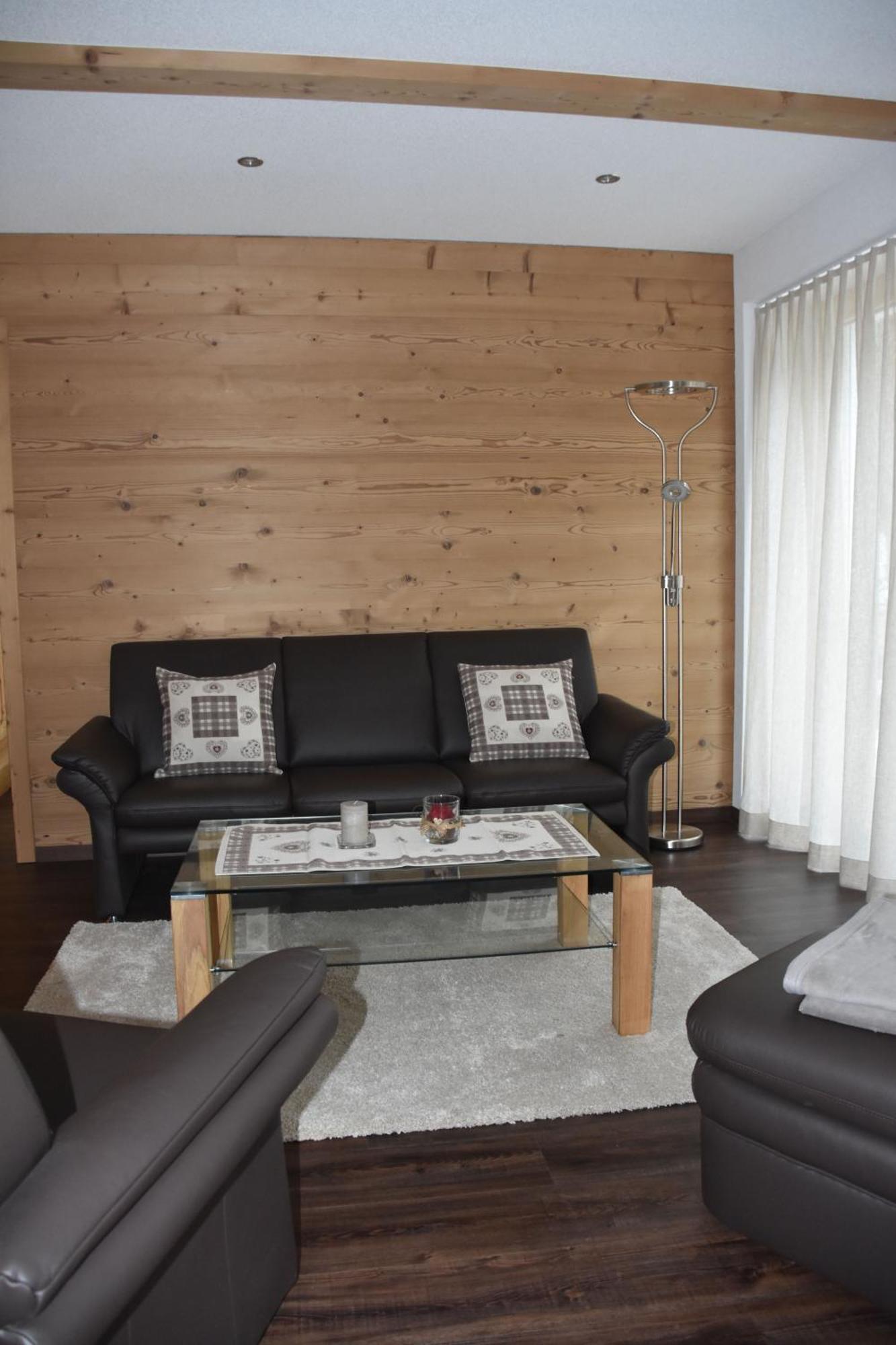 Ferienwohnungen Chalet Hohturnen Гриндельвальд Экстерьер фото